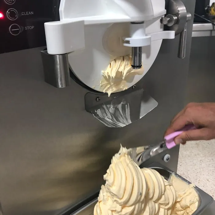 Máquina de Helado Duro TG30 (Piso) - Imagen 4